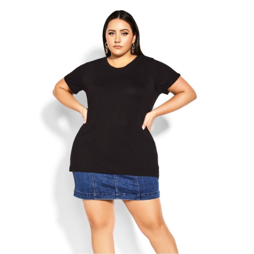 City chic T-shirt  CCX. FLASH SALE 🎉🎉